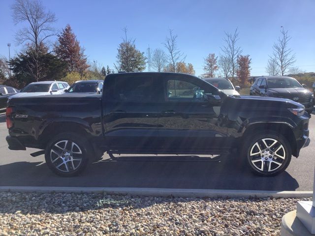 2023 Chevrolet Colorado Z71 photo 4