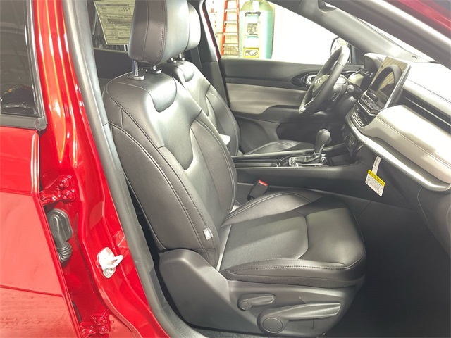 2025 Jeep Compass Limited photo 23