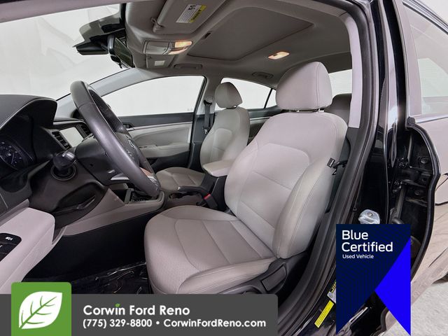 2019 Hyundai Elantra Value Edition photo 18