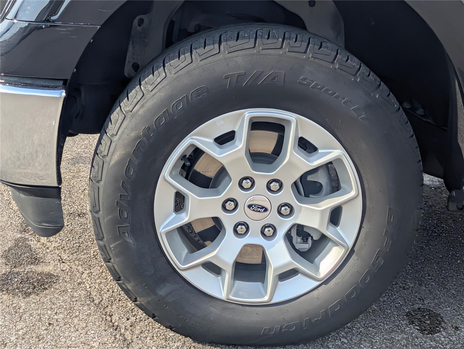 2023 Ford F-150 XLT photo 10