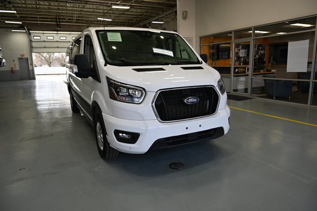 2023 Ford Transit Passenger XL photo 2