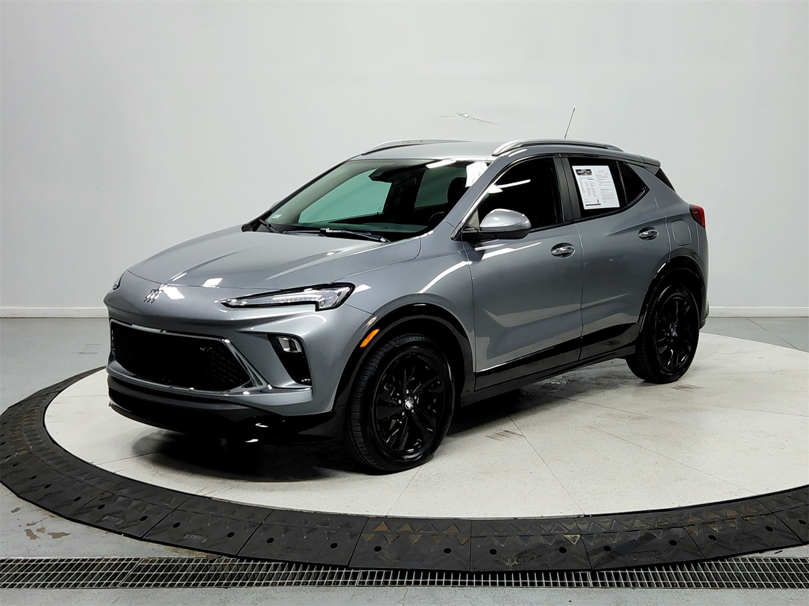 2024 Buick Encore GX Sport Touring photo 3