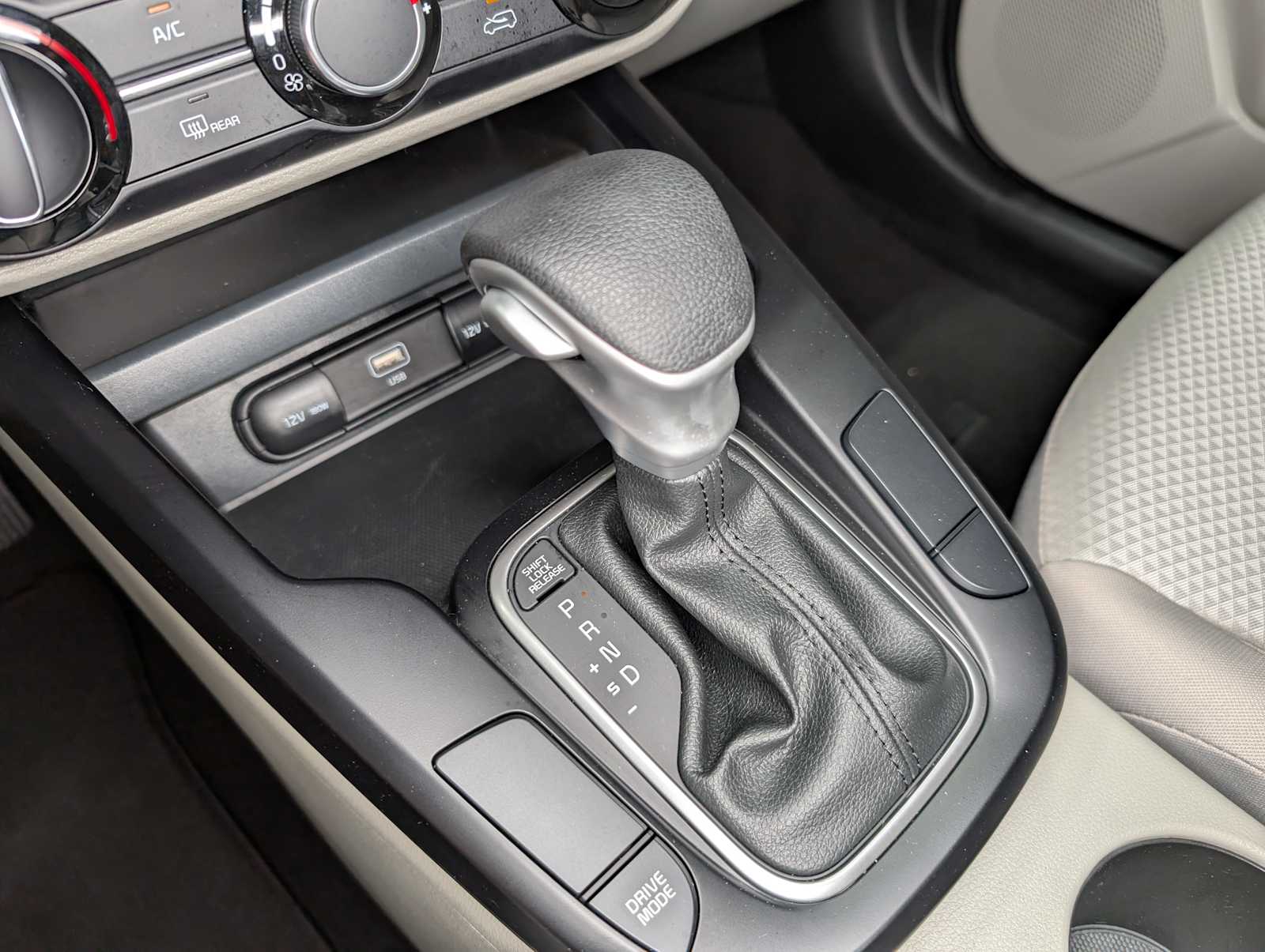 2023 Kia Soul LX S photo 25