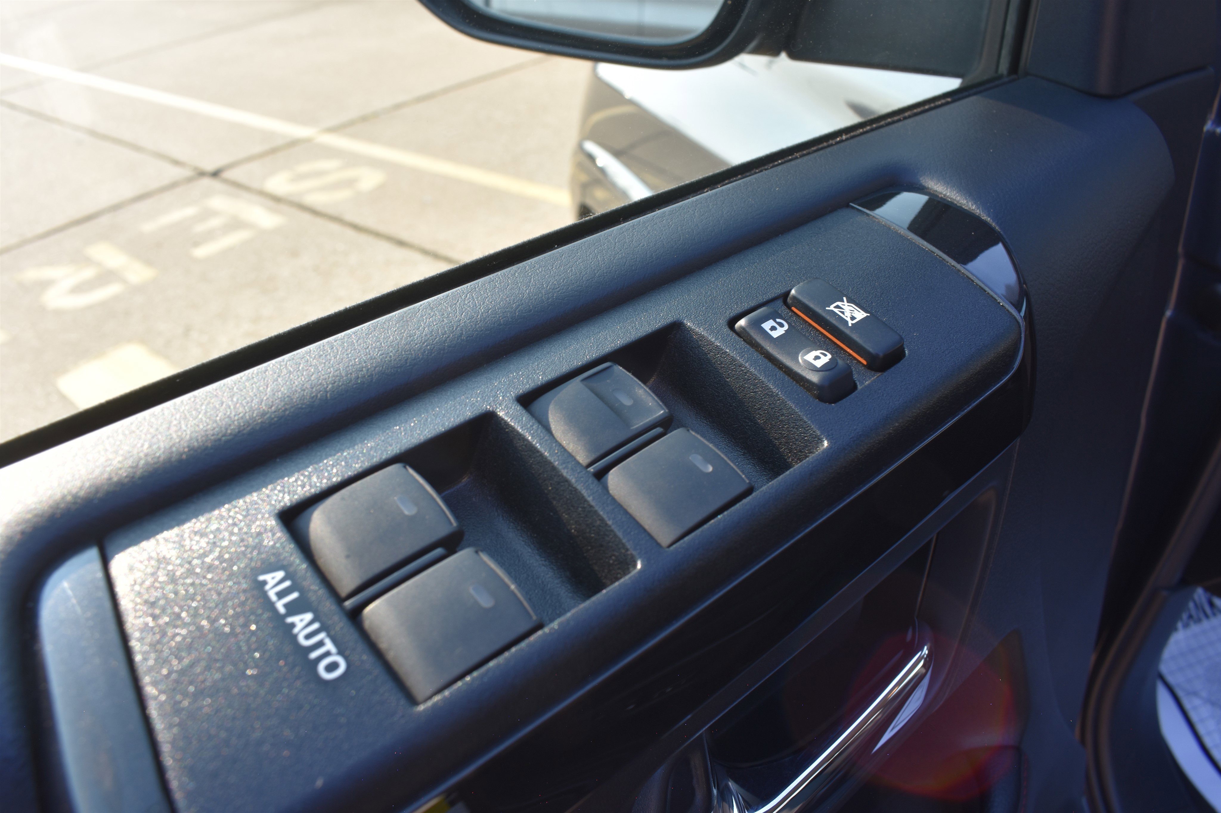 2024 Toyota 4Runner TRD photo 4