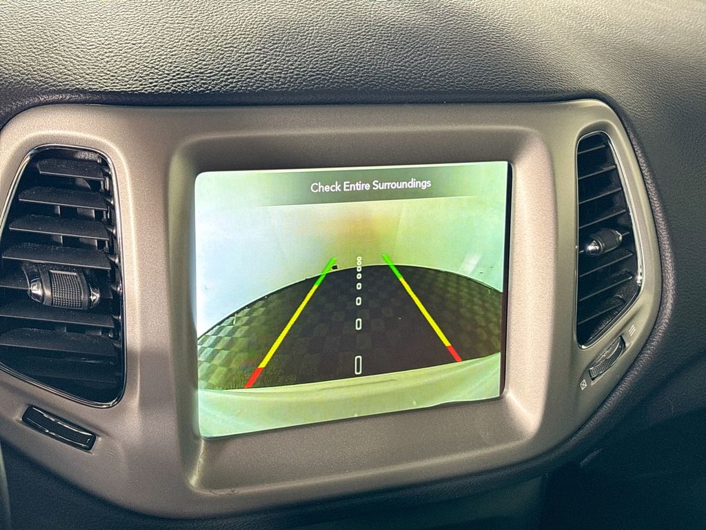 2021 Jeep Compass Special Edition photo 17