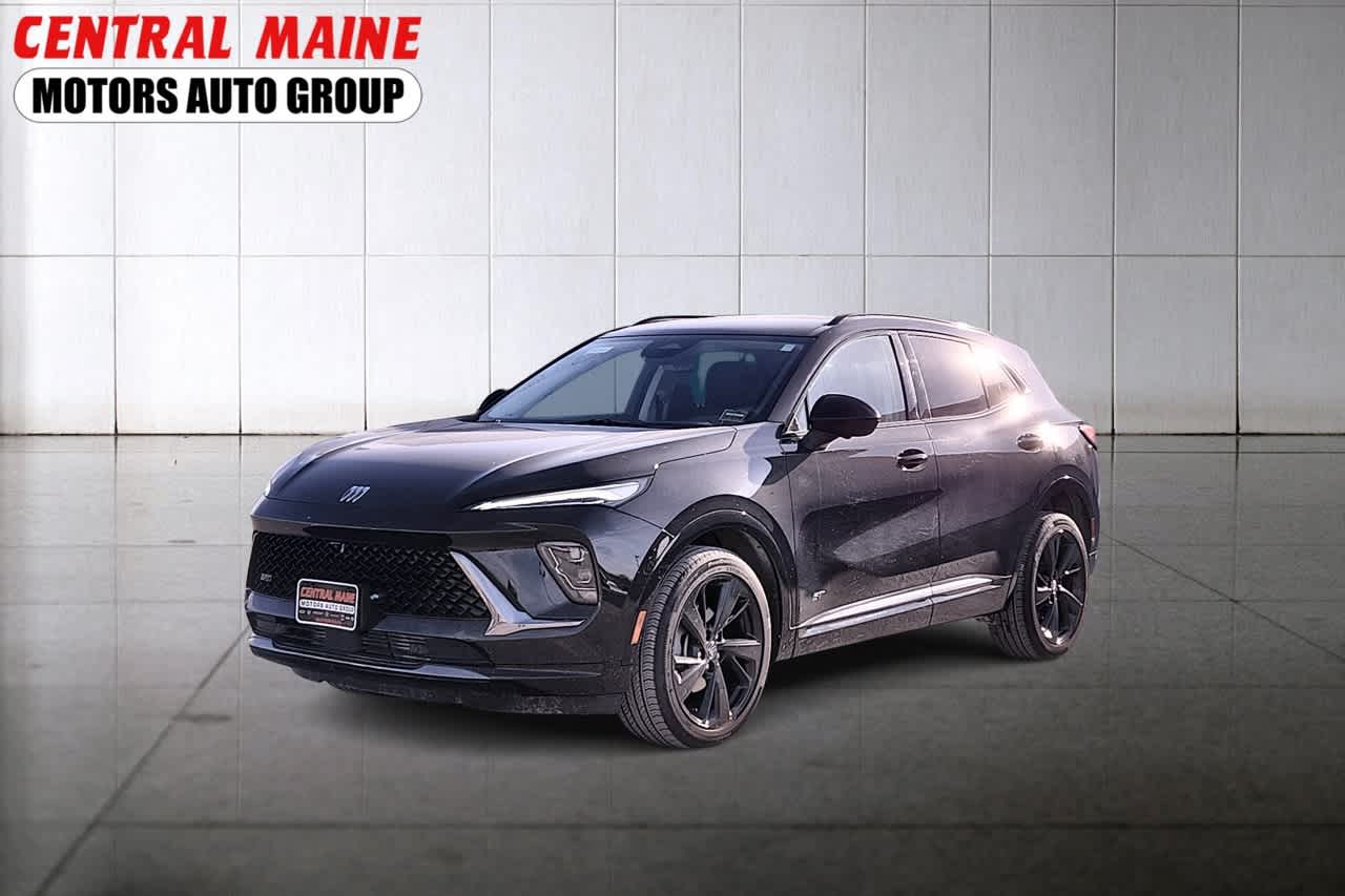 2025 Buick Envision Sport Touring's photo