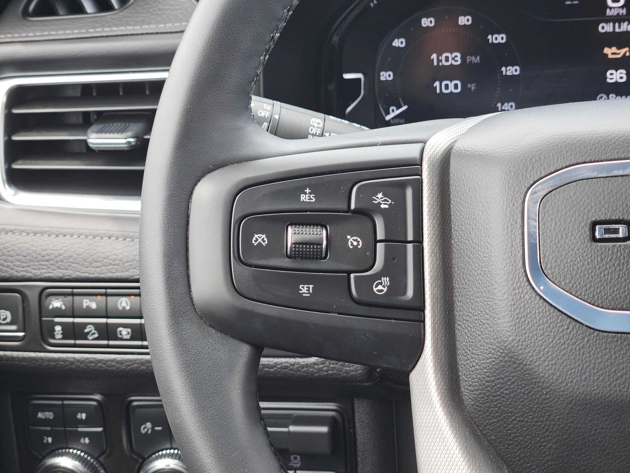 2024 Gmc Yukon Denali photo 19
