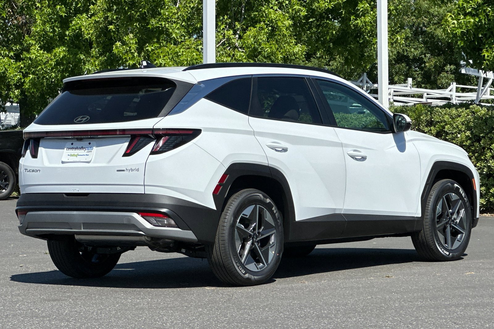 2025 Hyundai Tucson Hybrid SEL Convenience Sport photo 4