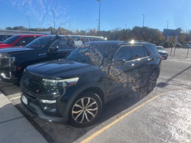 2020 Ford Explorer ST's photo