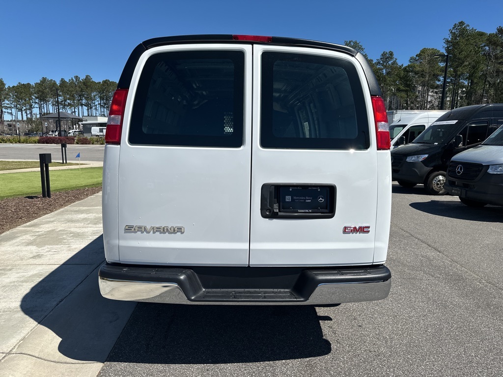 2023 Gmc Savana Cargo 2500 photo 6