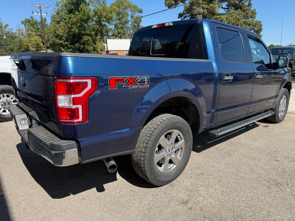 2019 Ford F-150 XLT photo 2