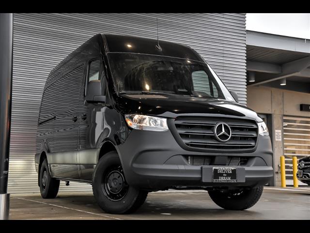 2025 Mercedes-Benz Sprinter Passenger Van Base's photo