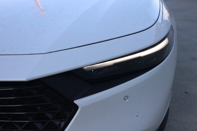 2023 Honda Accord Hybrid EX-L photo 9