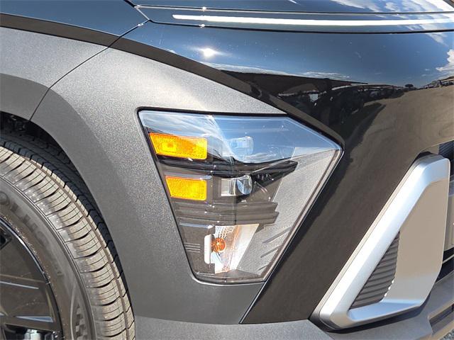 2026 Hyundai Kona SEL photo 4