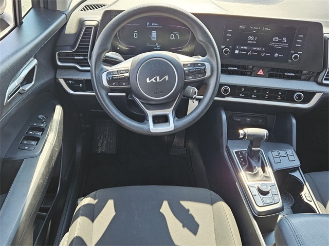 2023 Kia Sportage LX photo 7