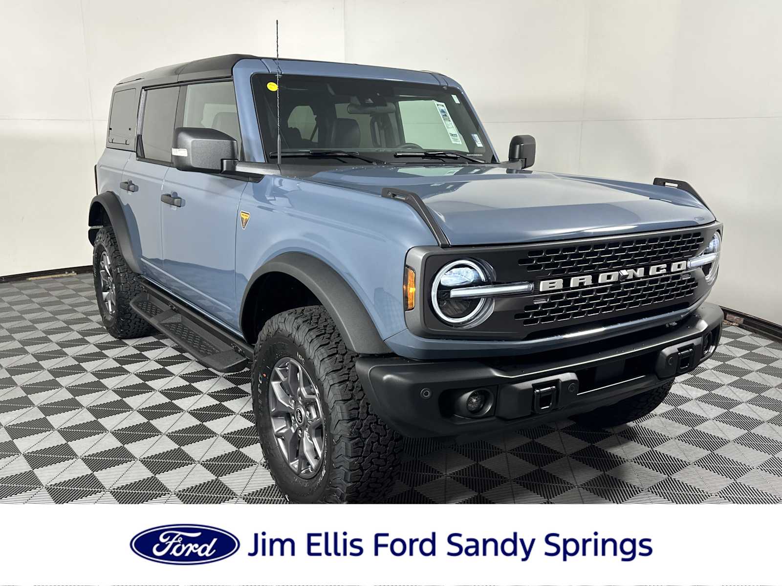 2025 Ford Bronco 4-Door Badlands's photo