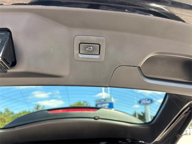 Used 2021 Jet Black Mica Mazda Grand Touring image 15