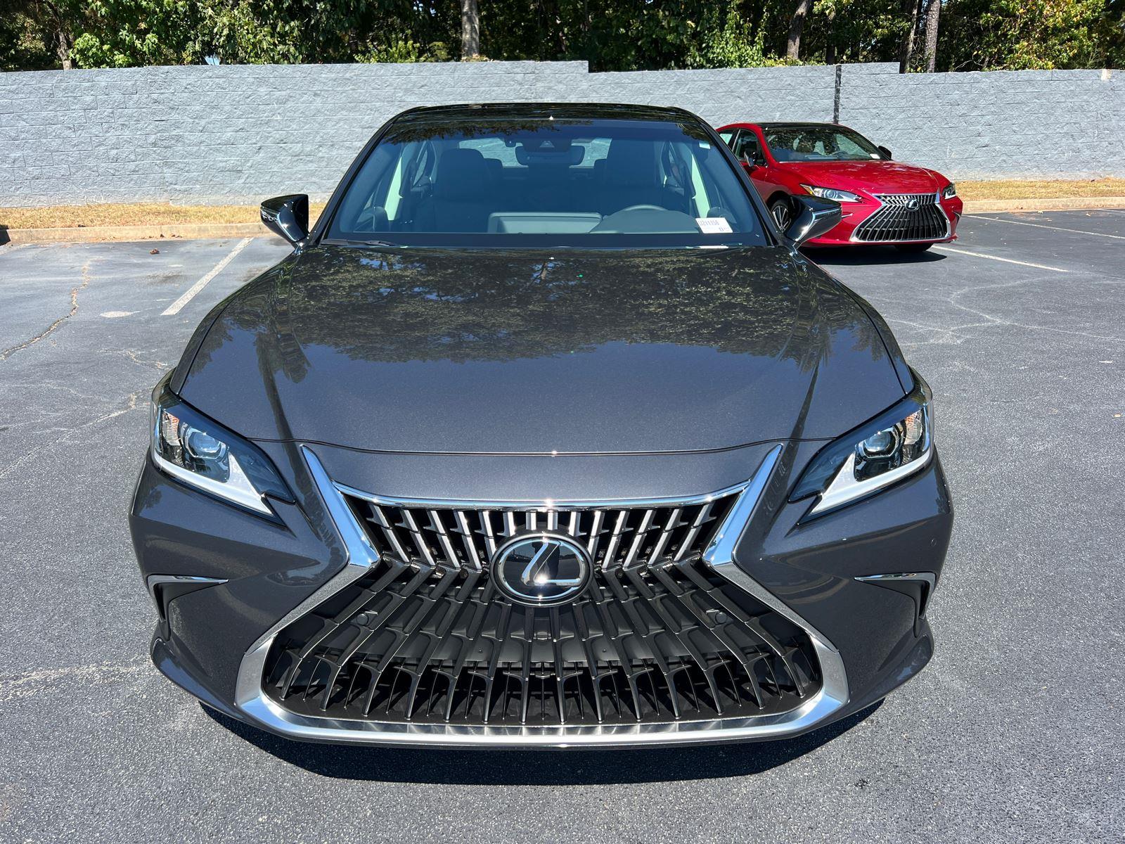 2025 Lexus ES 350 photo 3