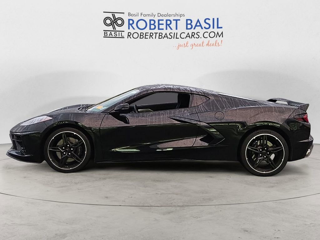 2022 Chevrolet Corvette Stingray 2LT photo 2