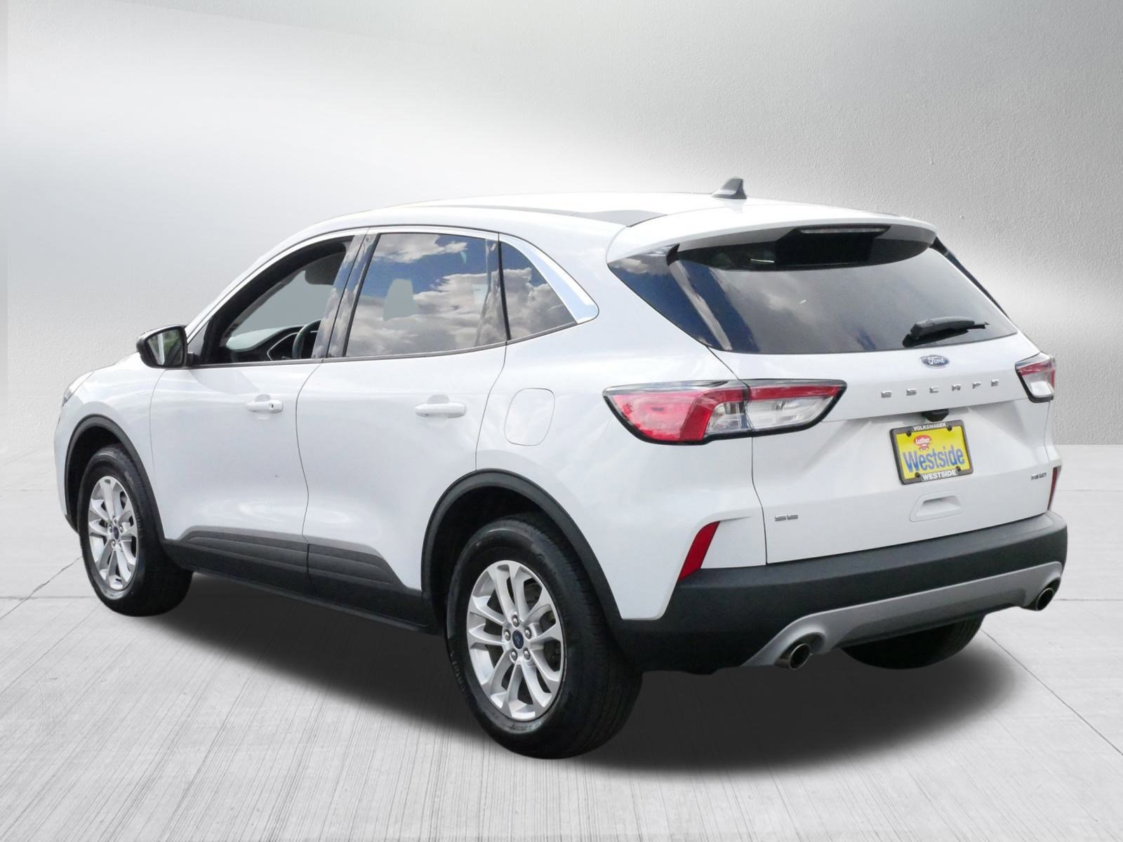 2022 Ford Escape SE photo 5