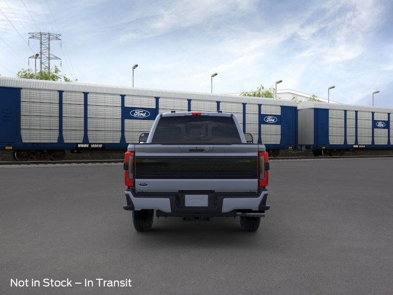 2025 Ford F-350 Platinum photo 3