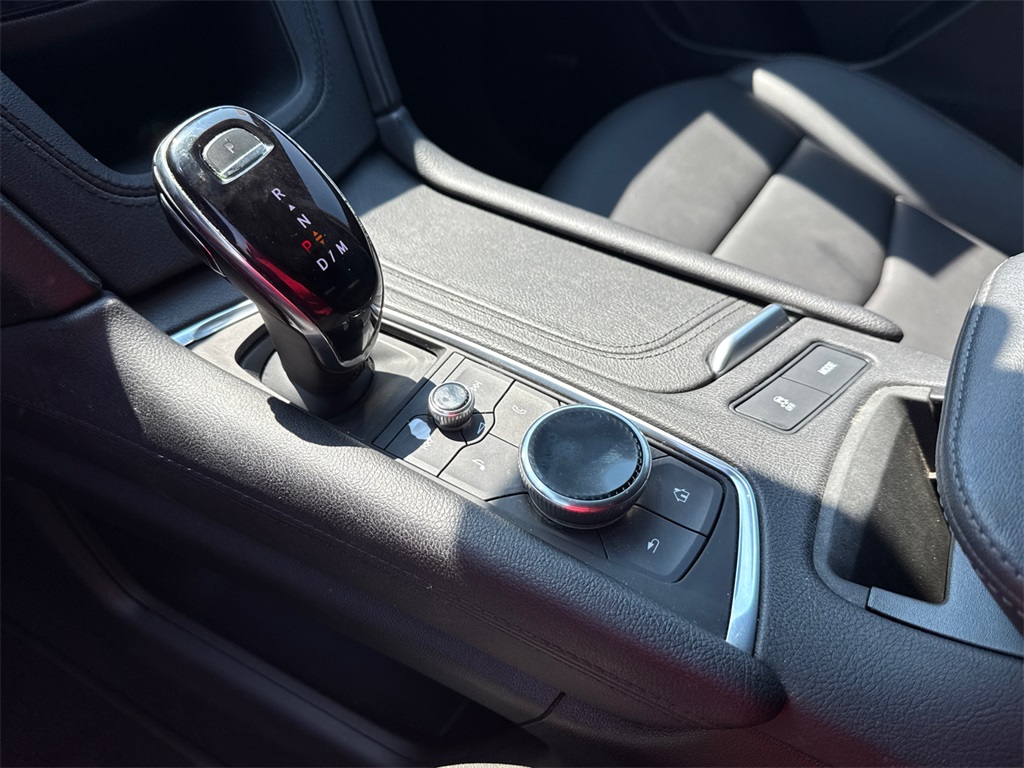 2023 Cadillac XT5 Luxury photo 32