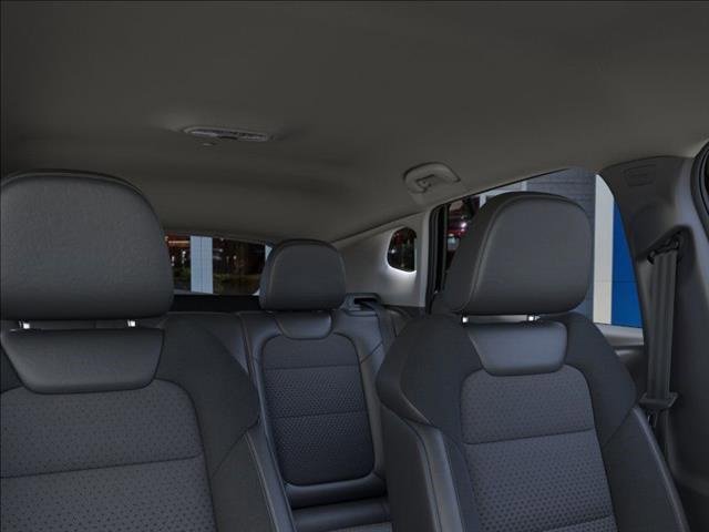 2025 Chevrolet Trax LT photo 22