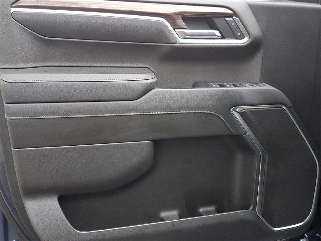 2022 Chevrolet Silverado 1500 LT photo 13