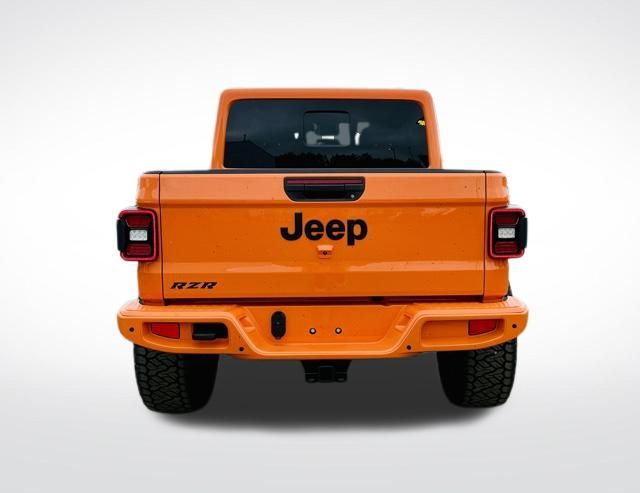 2025 Jeep Gladiator Sport S photo 2