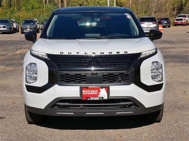 Used 2022 Mitsubishi Outlander ES with VIN JA4J4TA83NZ032517 for sale in White Bear Lake, Minnesota