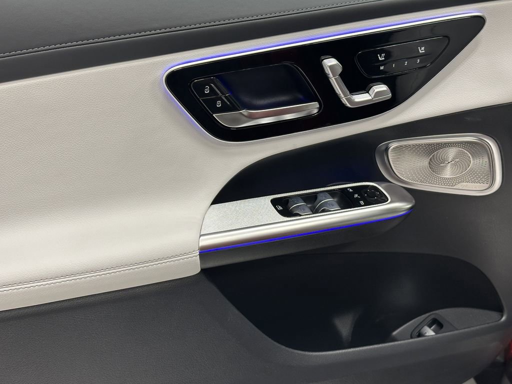 2026 Mercedes Benz GLC 350e 4MATIC photo 10