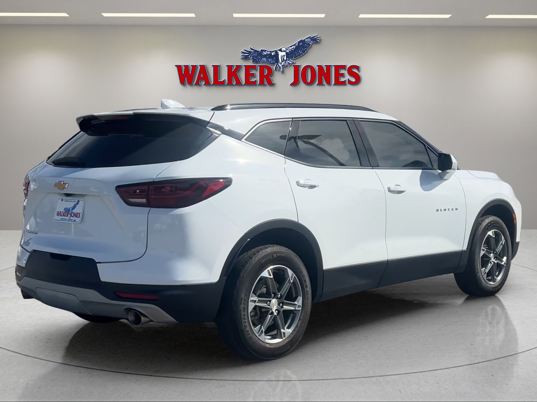 2024 Chevrolet Blazer 2LT photo 3