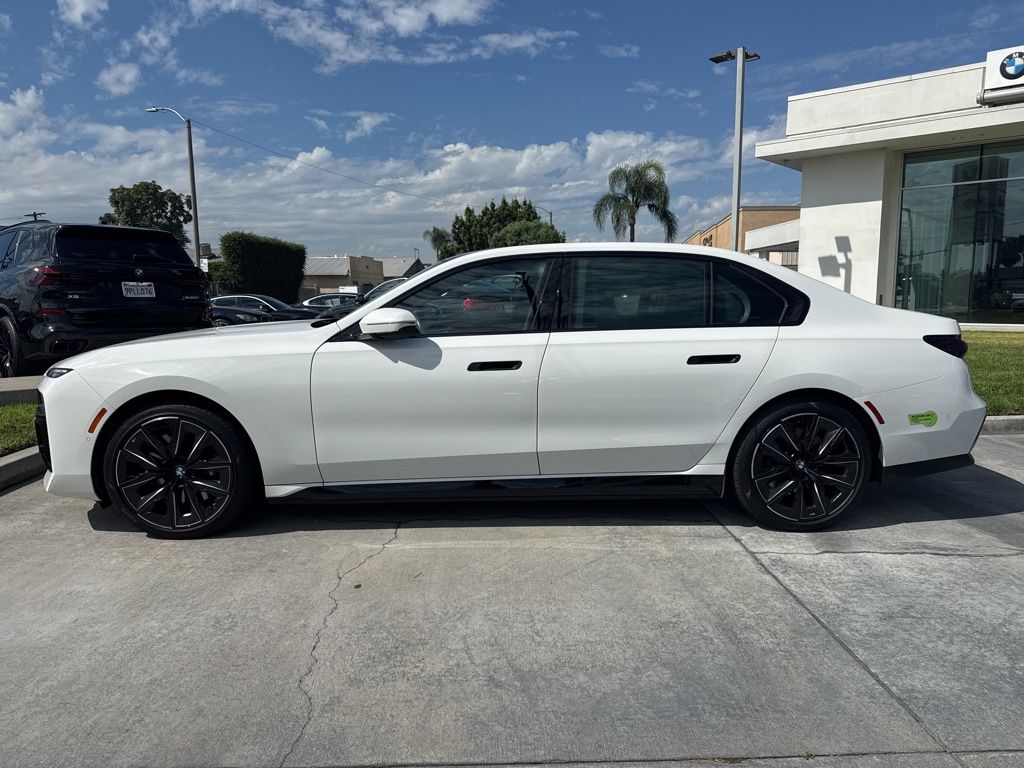 2023 Bmw i7 xDrive60 photo 2