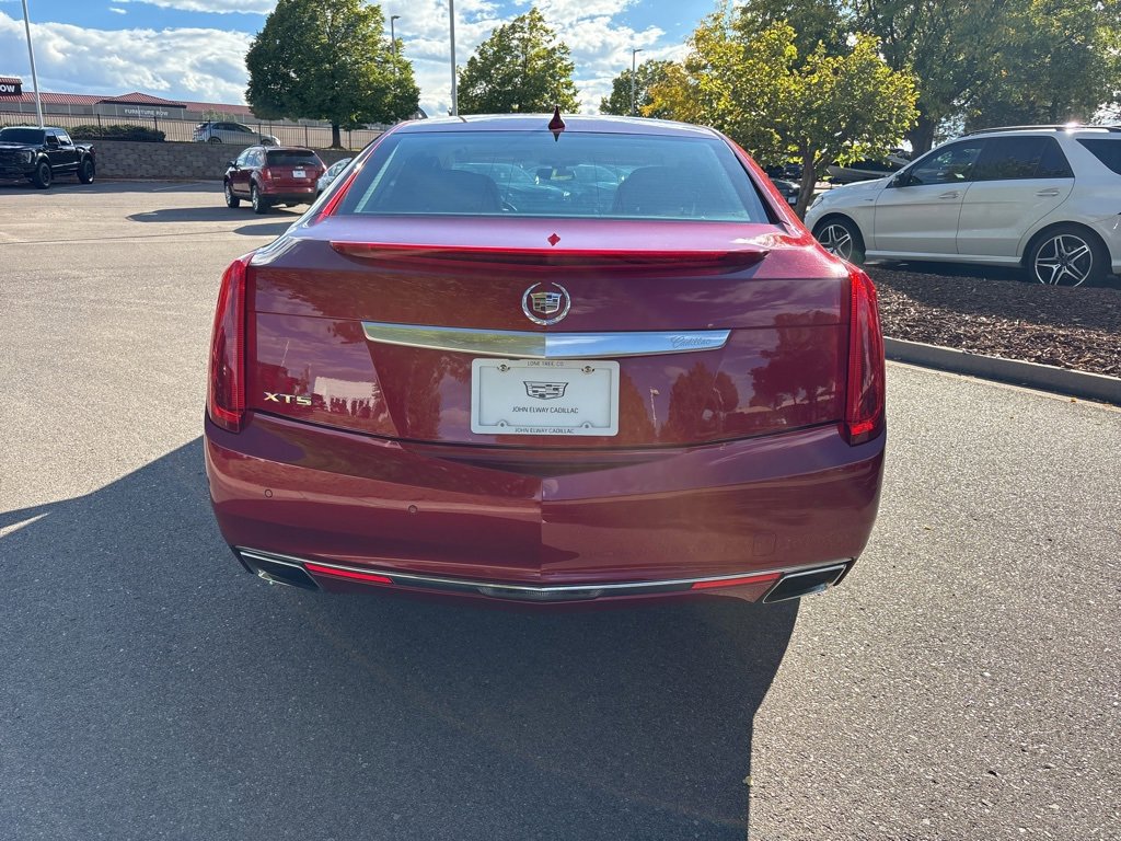 2014 Cadillac XTS Luxury photo 4