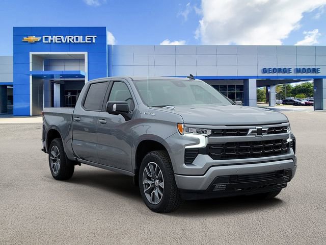 2026 Chevrolet Silverado Base's photo