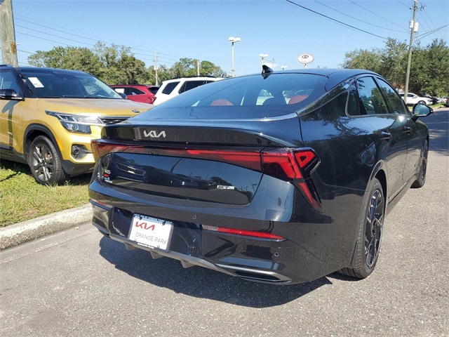 2025 Kia K5 GT-Line photo 3