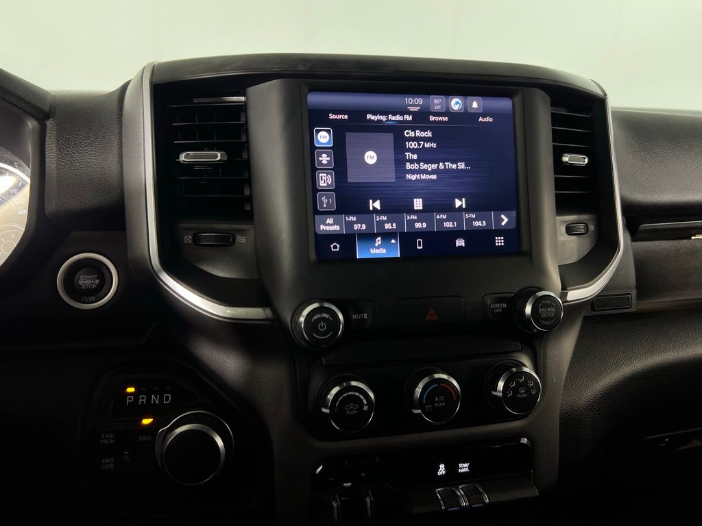 2024 Ram 2500 Big Horn photo 12