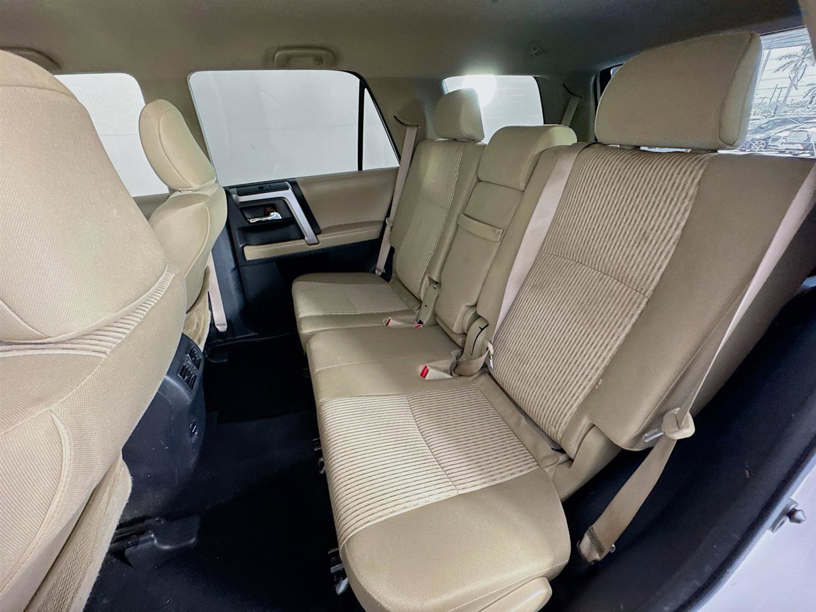 2015 Toyota 4Runner SR5 photo 18