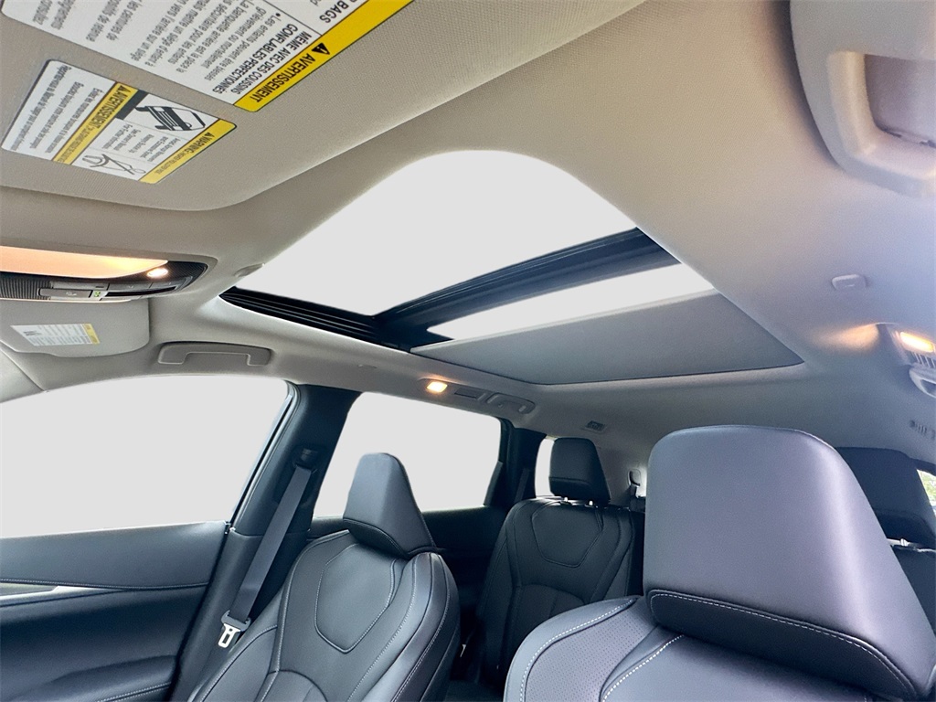 2026 Infiniti QX60 Luxe photo 22
