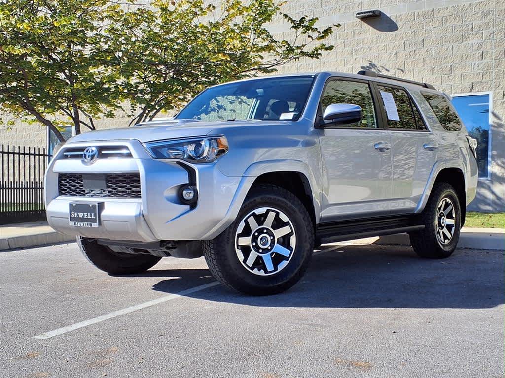 2023 Toyota 4Runner TRD Off-Road's photo