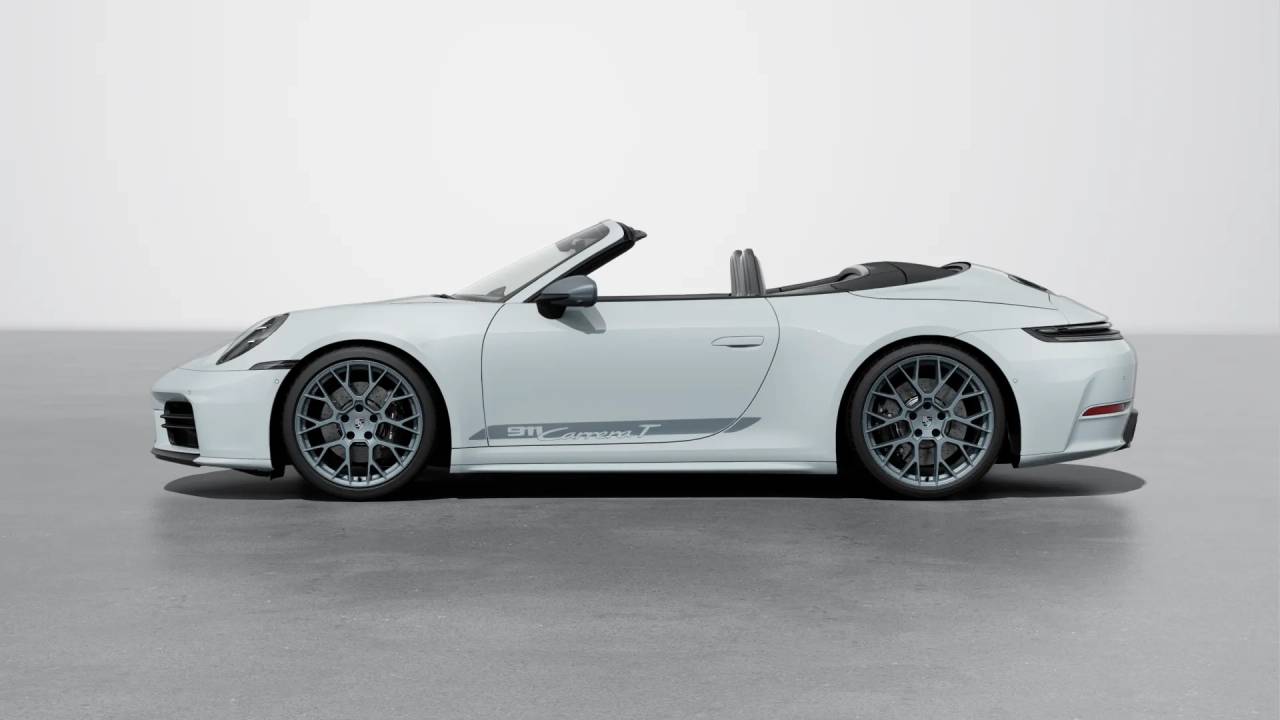 2026 Porsche 911 Cabriolet photo 2