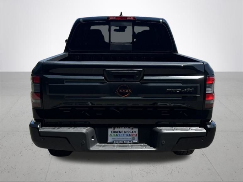 2025 Nissan Frontier PRO-4X photo 8