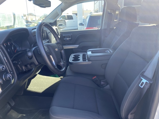 2016 Chevrolet Silverado 1500 LT photo 4