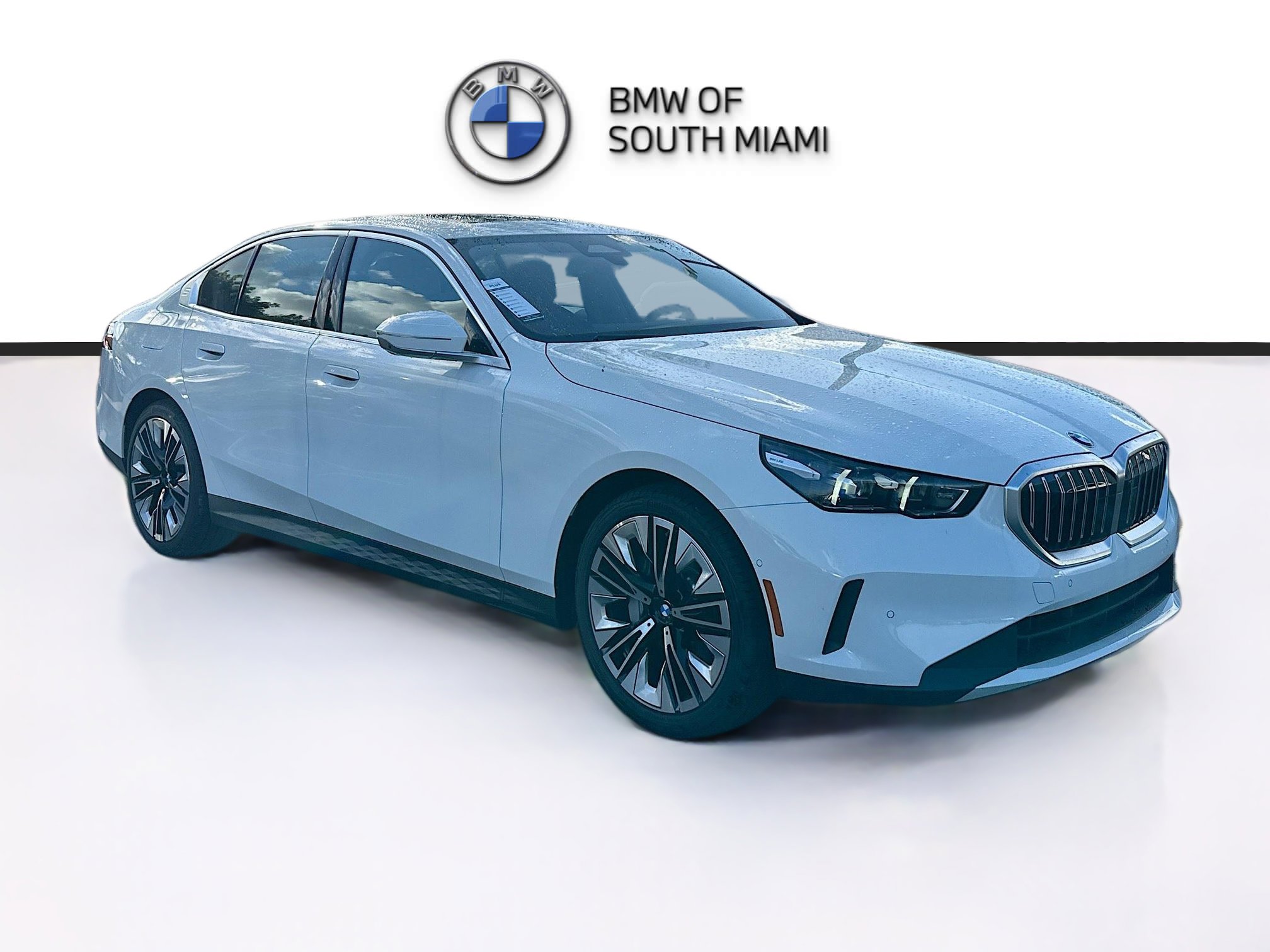 2026 BMW 5 Series 530i's photo