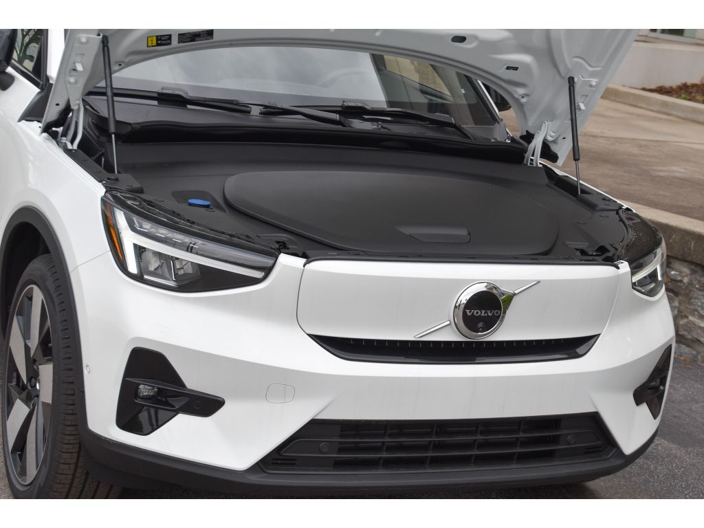 2024 Volvo C40 Recharge Plus photo 21