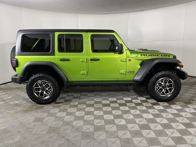 2025 Jeep Wrangler Rubicon photo 9