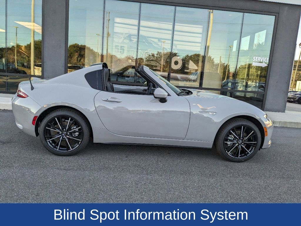 2024 Mazda MX-5 Miata Miata RF Grand Touring photo 3