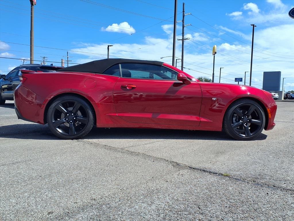 2018 Chevrolet Camaro 2LT photo 16