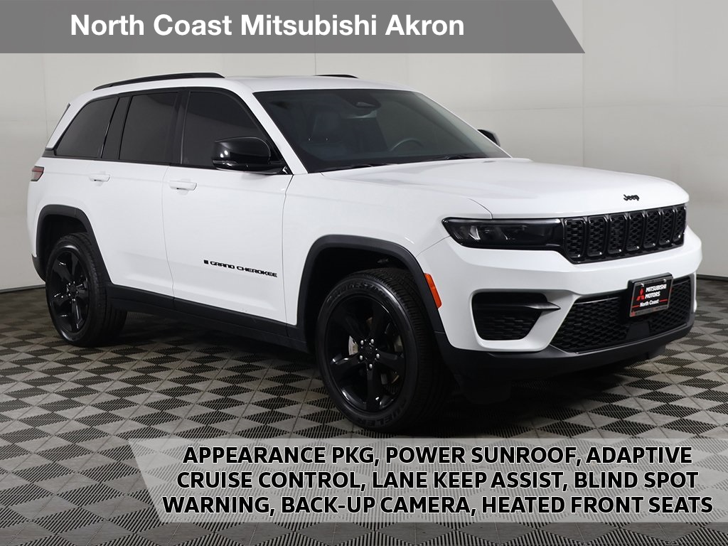 2023 Jeep Grand Cherokee Altitude's photo