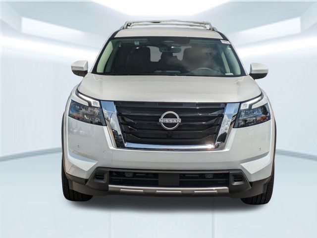2025 Nissan Pathfinder SL photo 8